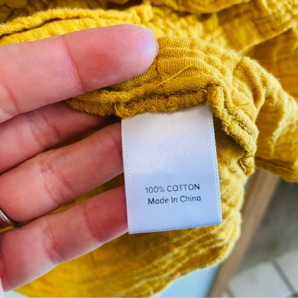 Evereve Roan + Ryan Yellow off Shoulder Top Mira Pleated Blouse Gold Small - Picture 4 of 4